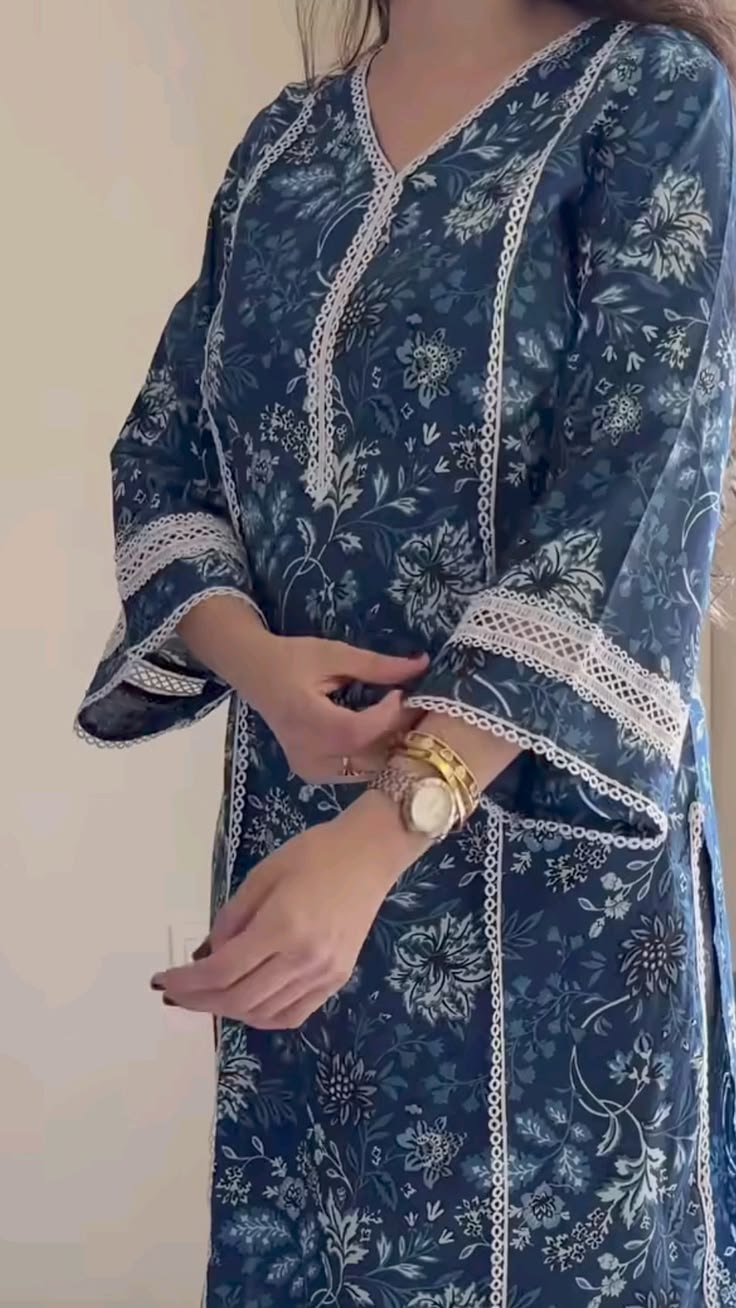 Yamini Chikankari Suit