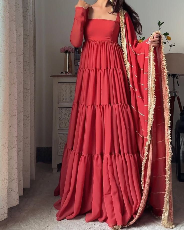Oviya Pleated Anarkali