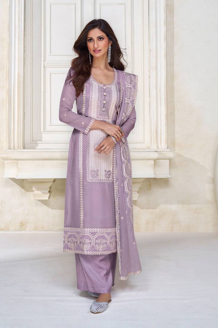 Janya Velvet Suit
