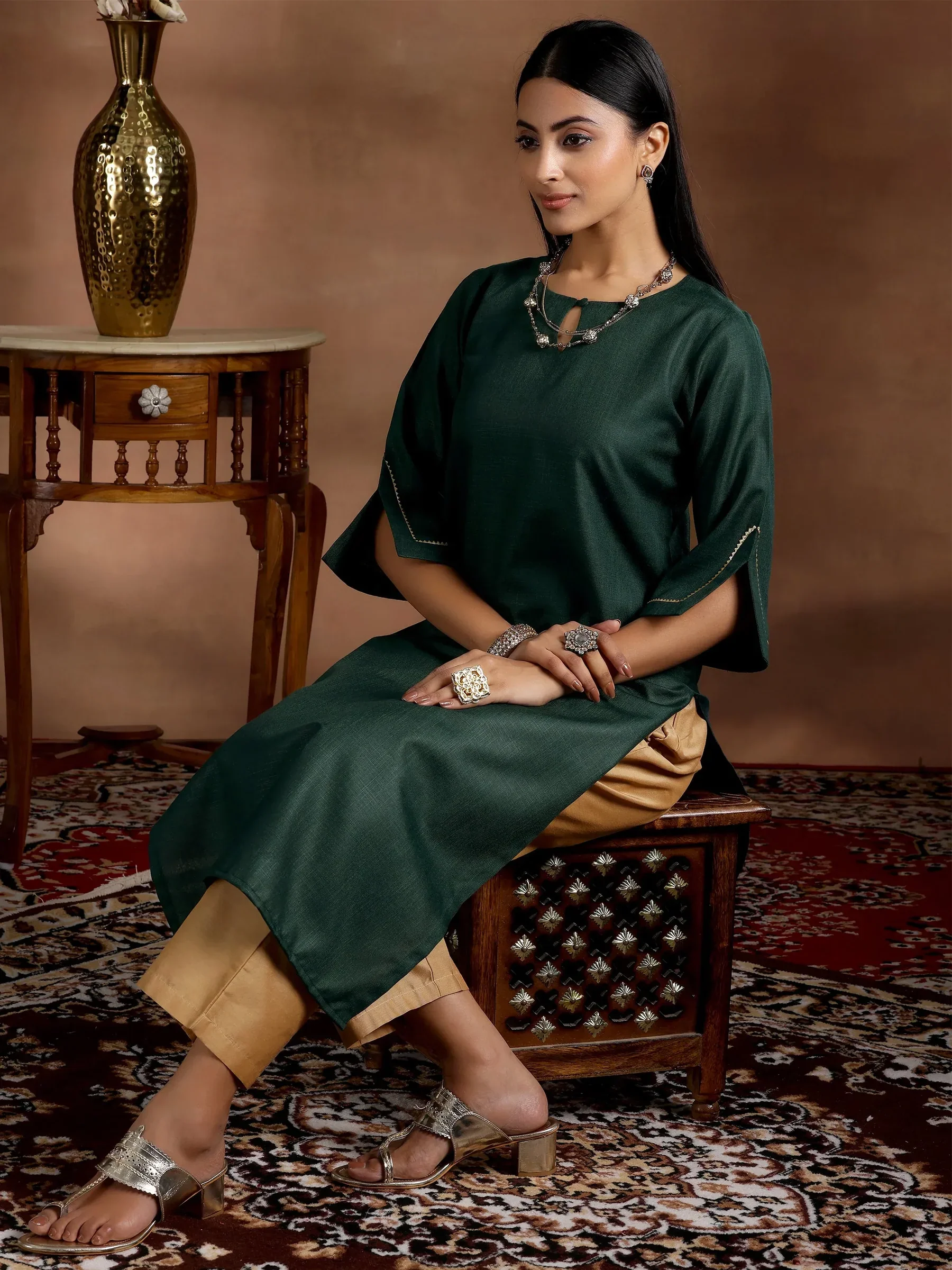 Lavnya Mirror Suit