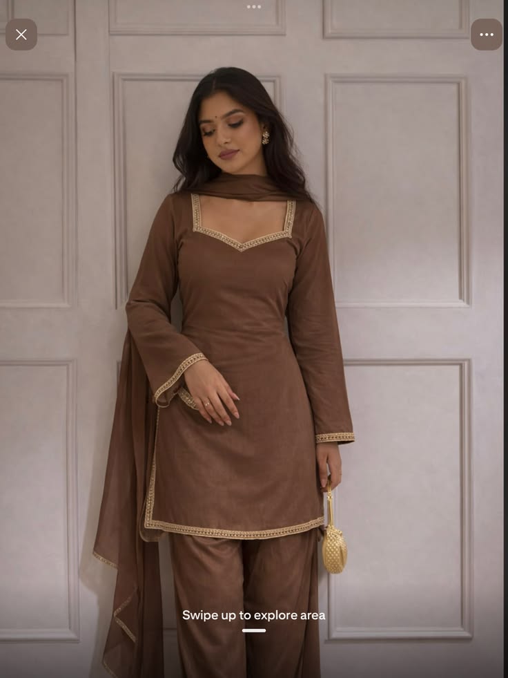 Falaq Embroidered Set