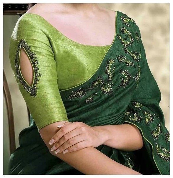 Xinia Pleated Blouse
